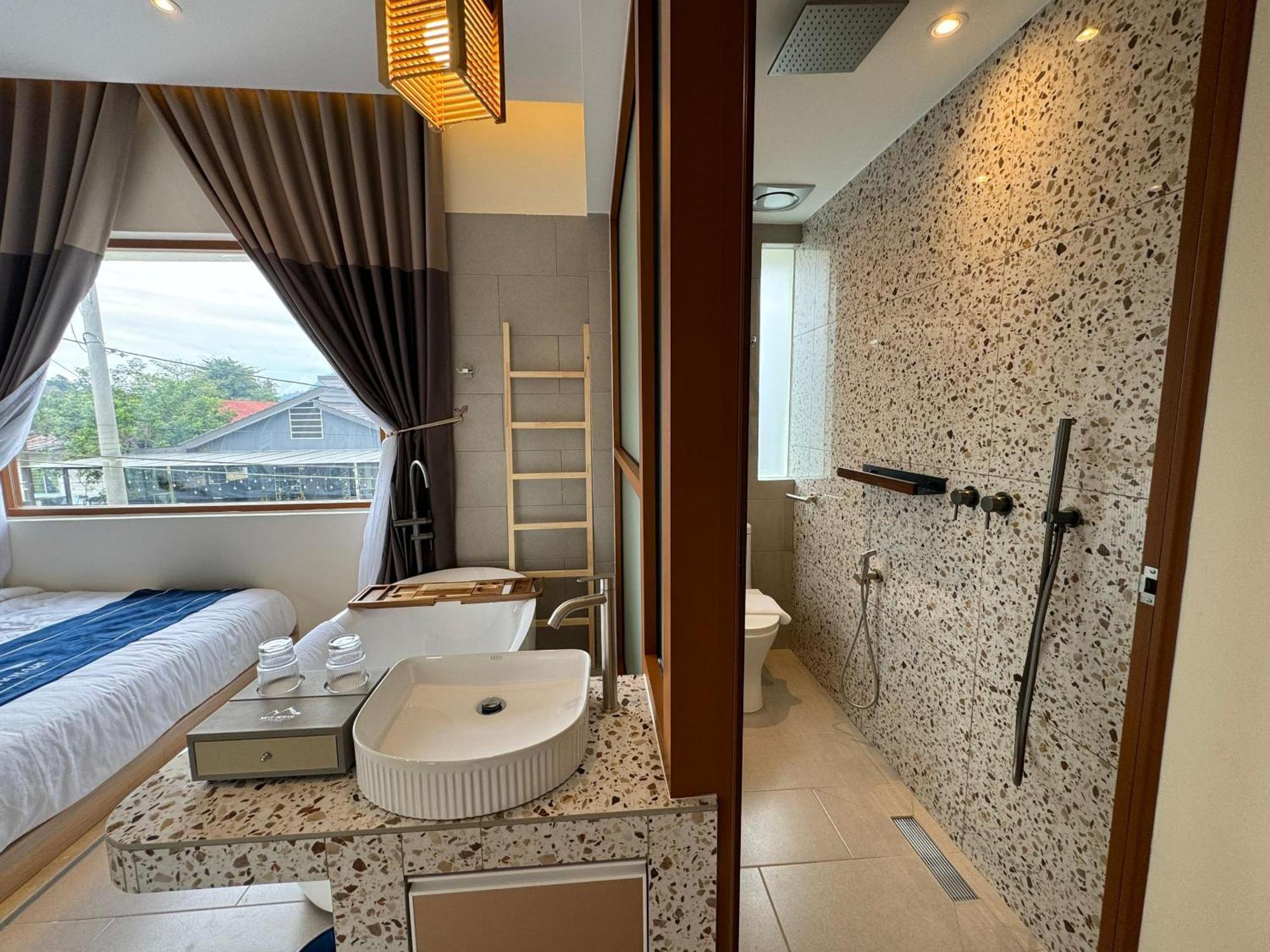 Muzi Boutique Hotel อิโปห์ ภายนอก รูปภาพ