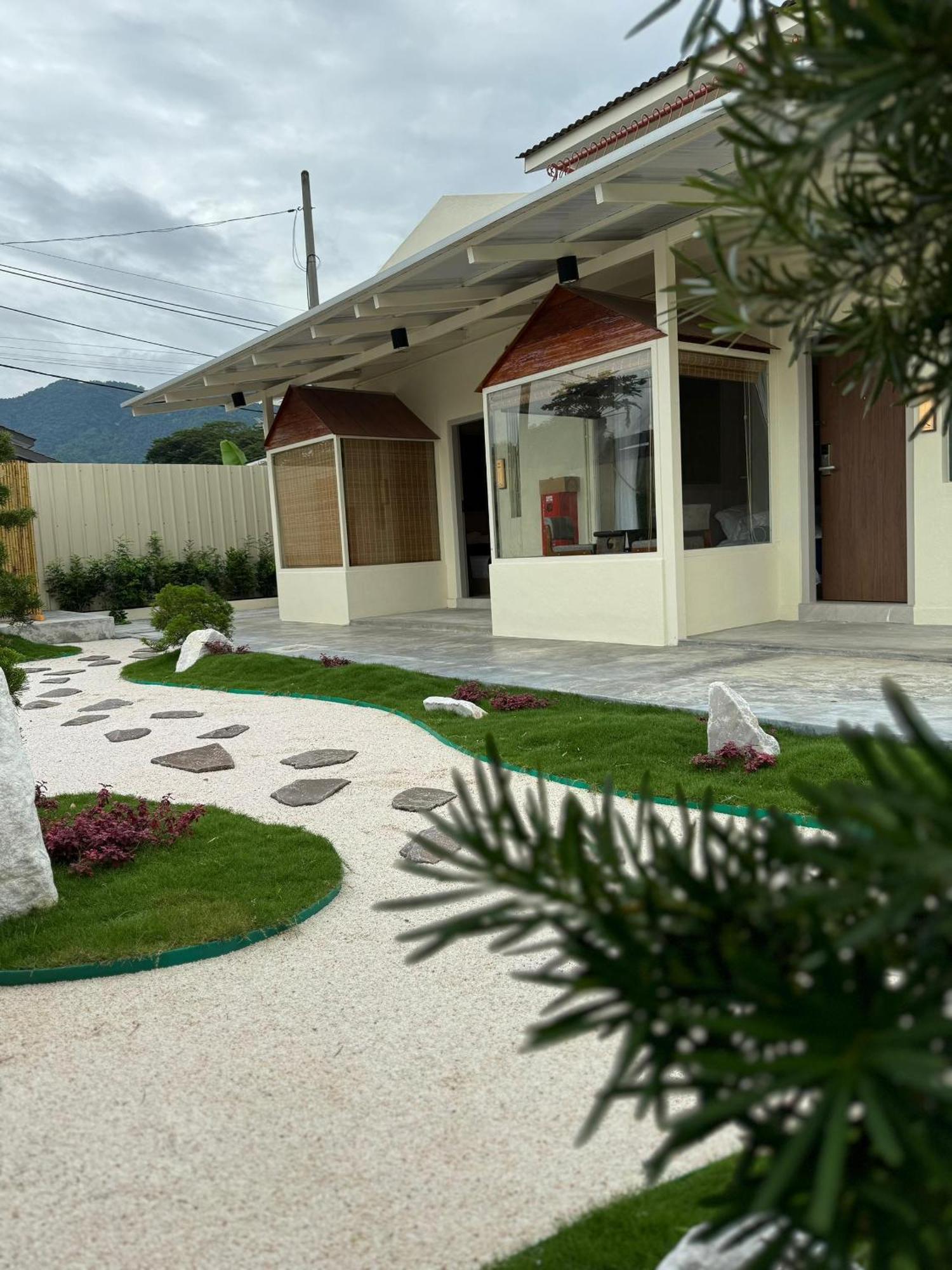 Muzi Boutique Hotel อิโปห์ ภายนอก รูปภาพ
