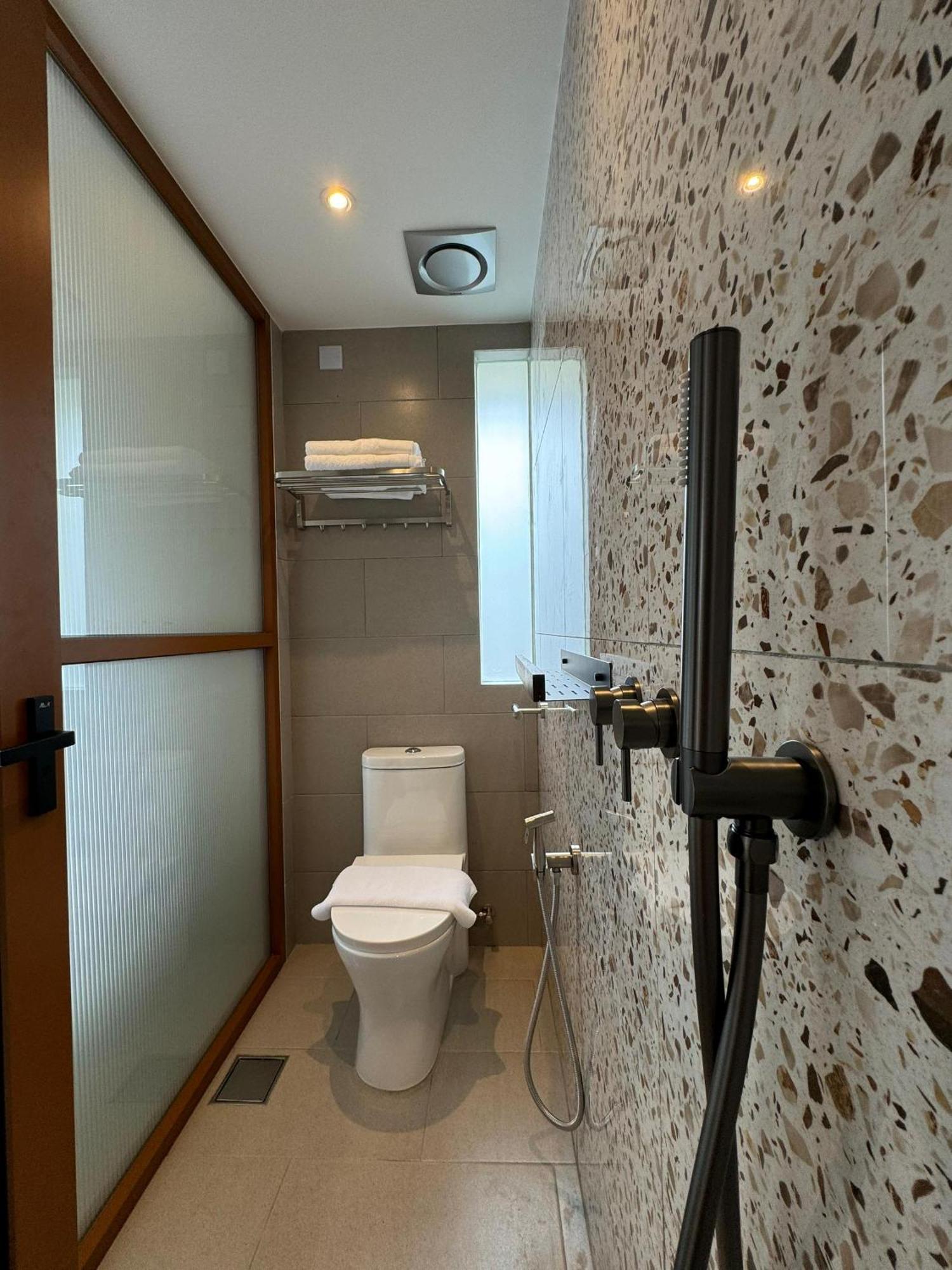 Muzi Boutique Hotel อิโปห์ ภายนอก รูปภาพ