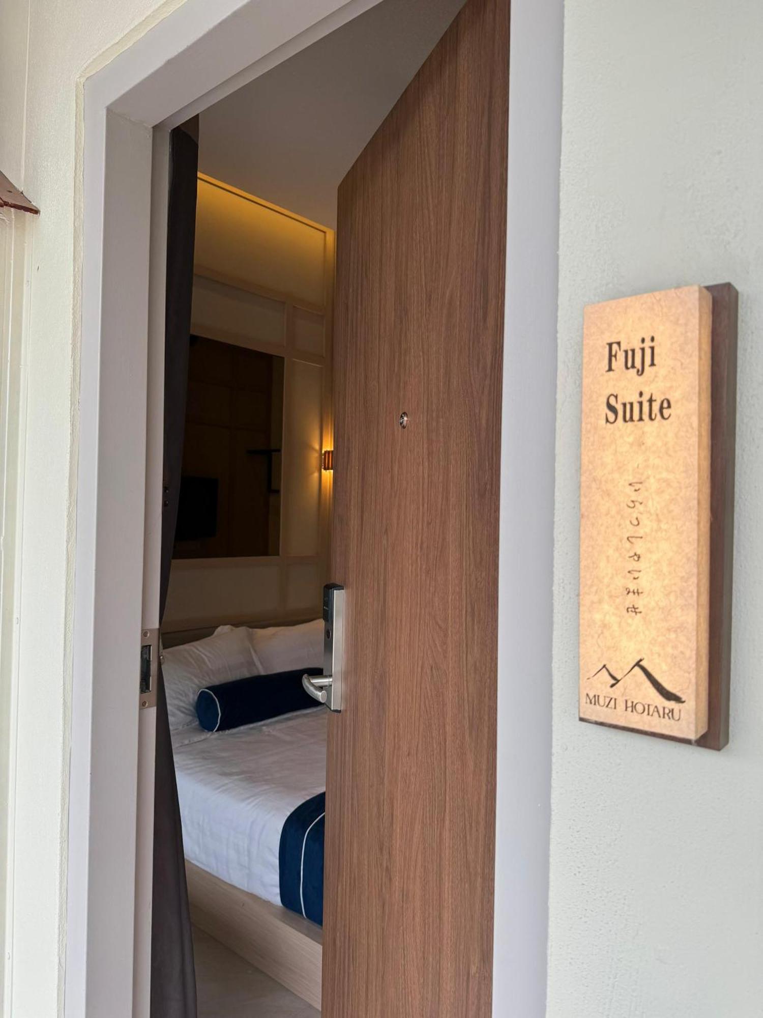 Muzi Boutique Hotel อิโปห์ ภายนอก รูปภาพ