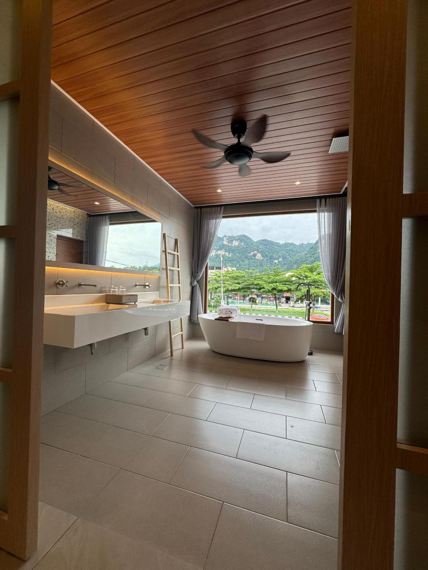 Muzi Boutique Hotel อิโปห์ ภายนอก รูปภาพ