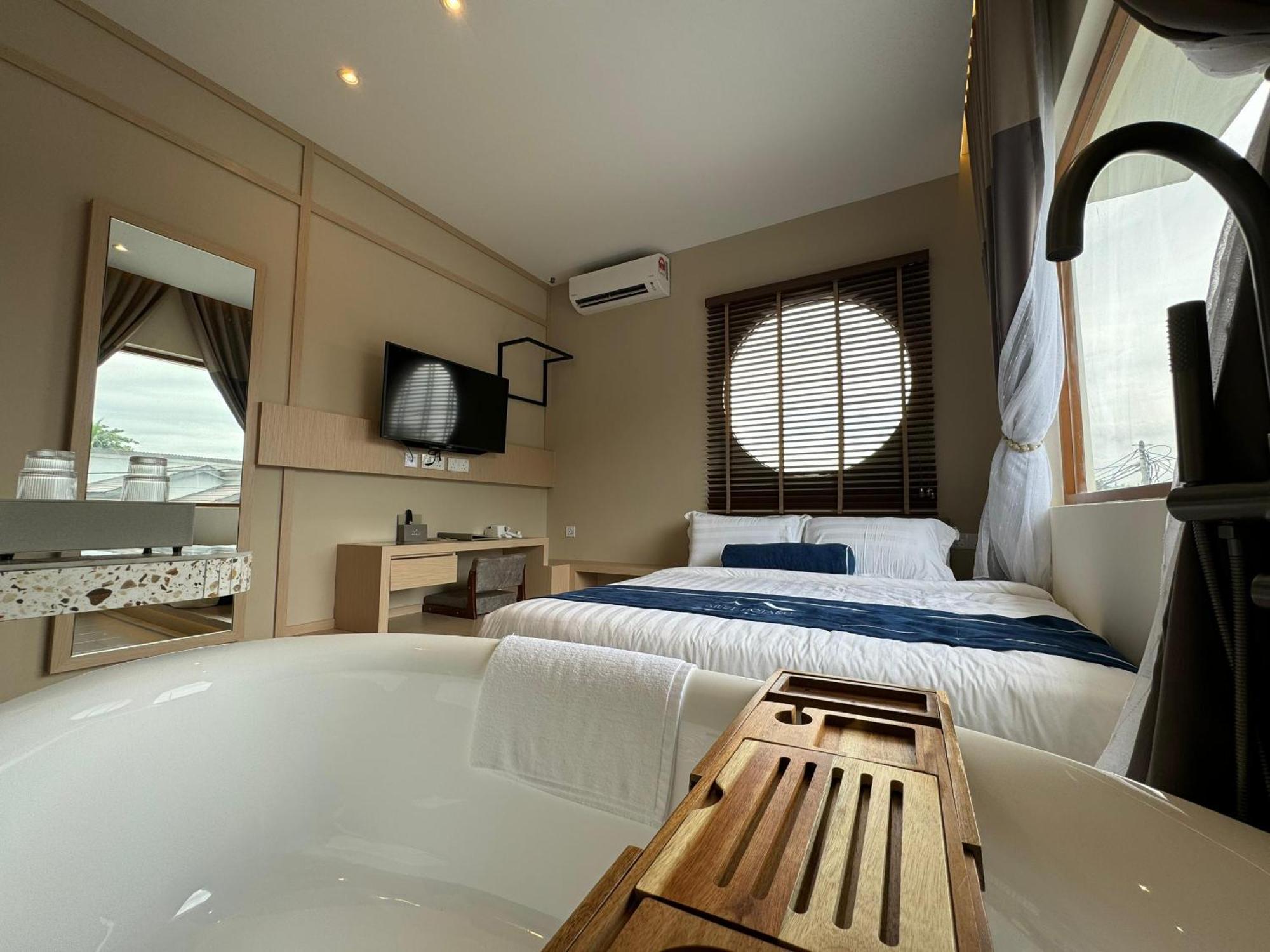Muzi Boutique Hotel อิโปห์ ภายนอก รูปภาพ